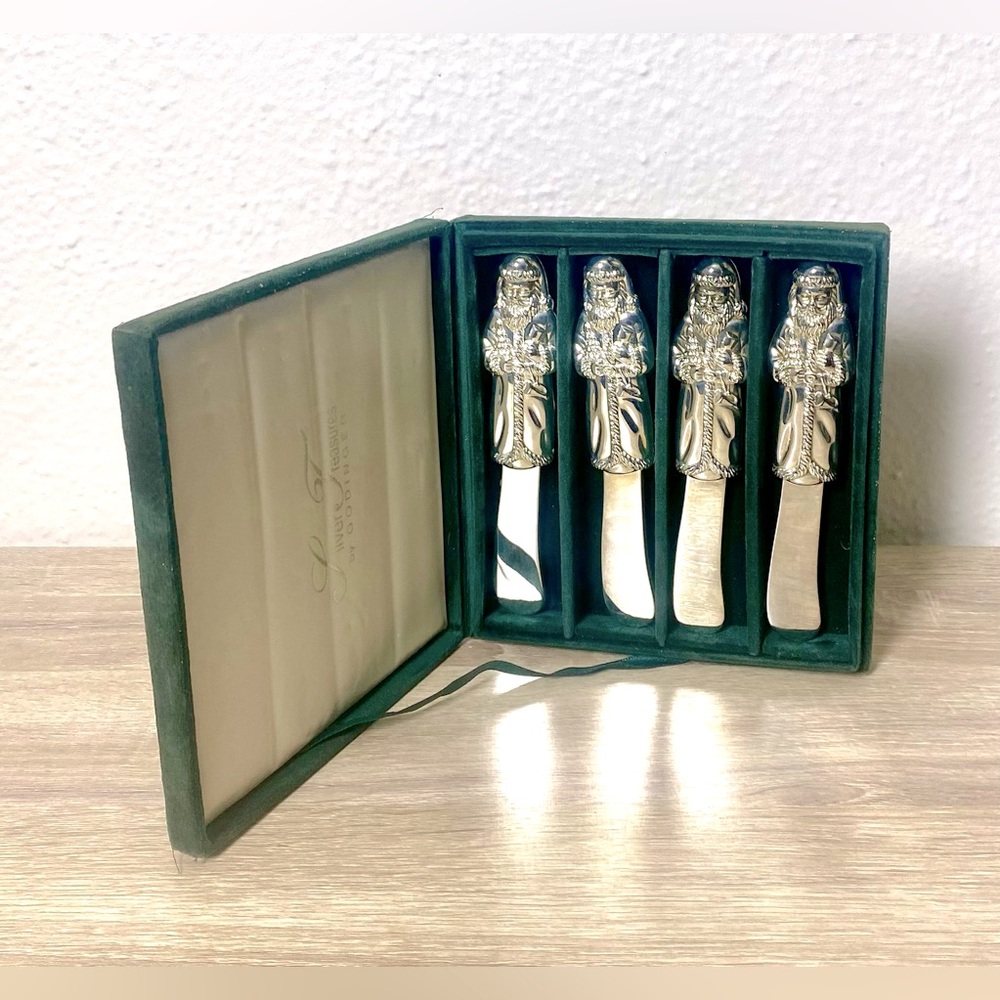 Set of 4 Vintage Godinger Silver Treasures Santa Claus christmas Spreaders Set